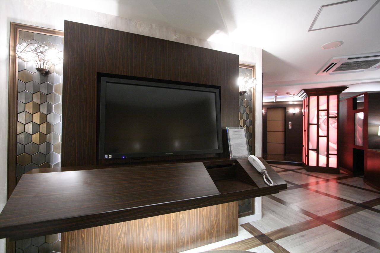 Hotel Rose (Adults Only) Gifu Buitenkant foto
